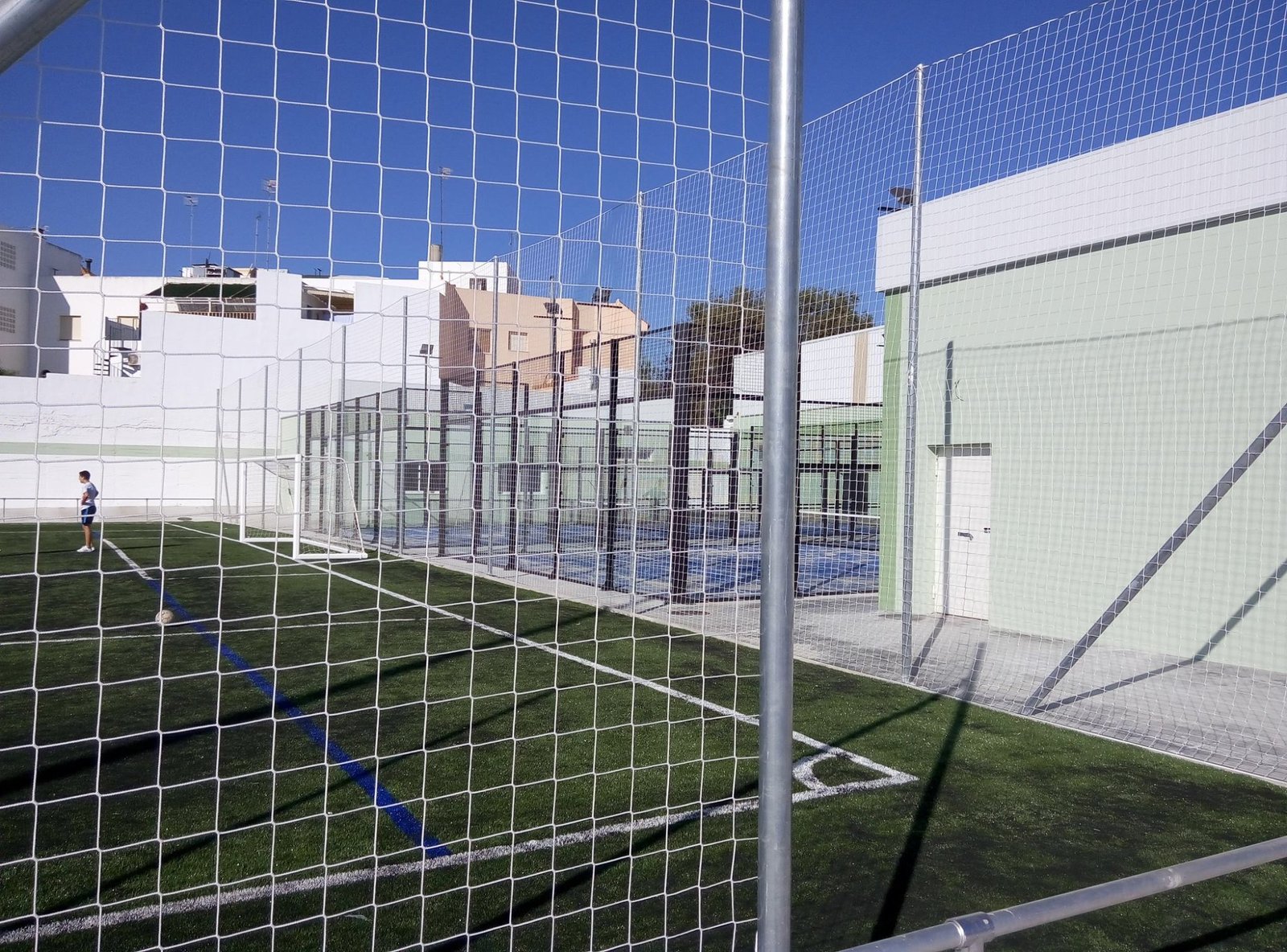 poste metálico galvanizado 6m para red protección sin botes 1